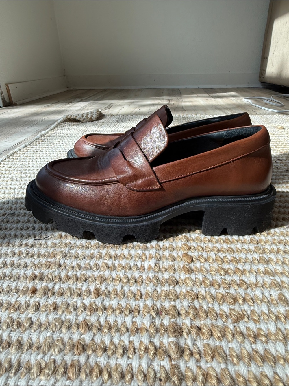 Miz Mooz Toni Lug Sole Penny Loafers in Brandy - Like New - Picture 3 of 8